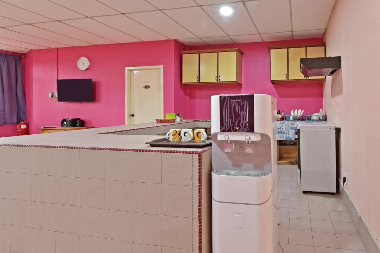 Oyo 90672 De Paradise Turtle Hotel Kerteh Εξωτερικό φωτογραφία