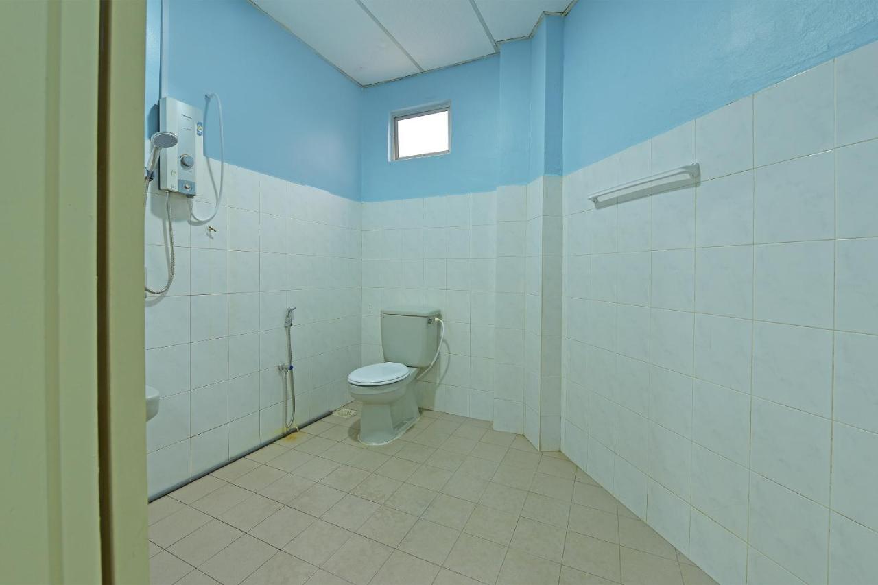 Oyo 90672 De Paradise Turtle Hotel Kerteh Εξωτερικό φωτογραφία