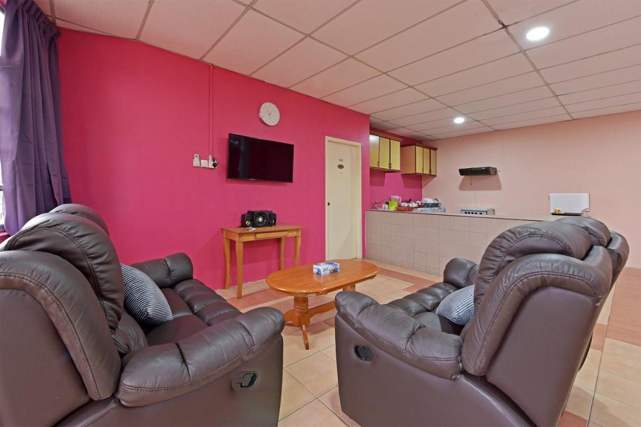 Oyo 90672 De Paradise Turtle Hotel Kerteh Εξωτερικό φωτογραφία
